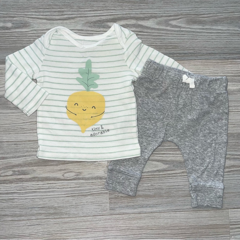 Carter’s Baby Boys 2-Piece Outfit 3 Months
